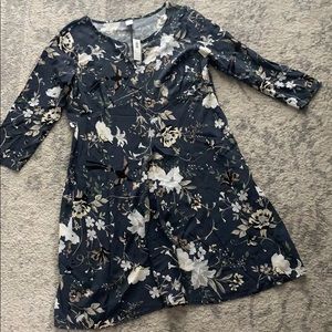 Old Navy NWT Maternity Dress